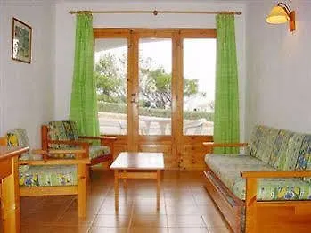 Apartamentos Solisla Arenal d'en Castell Hotel